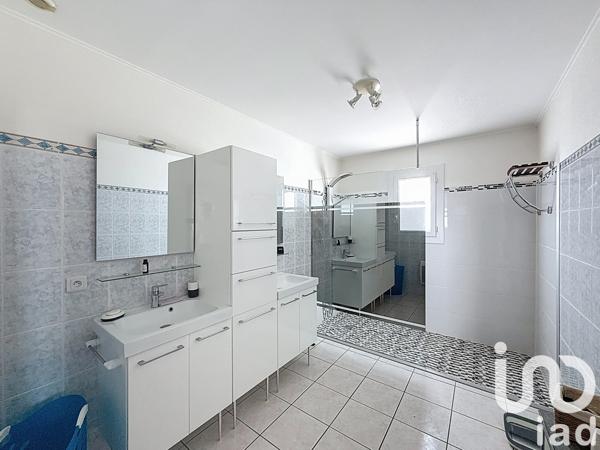 Maison à vendre 4 pièces 145 m² Baixas