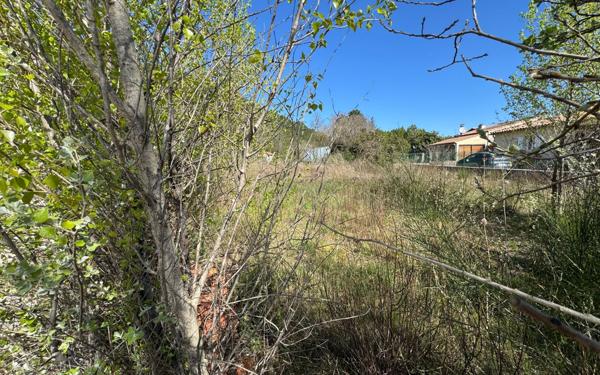 Terrain à vendre    Laval-Pradel