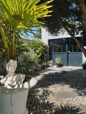 Maison de plain-pied avec 2 studios indépendants – Revenus locatifs, calme et sans vis-à-vis !