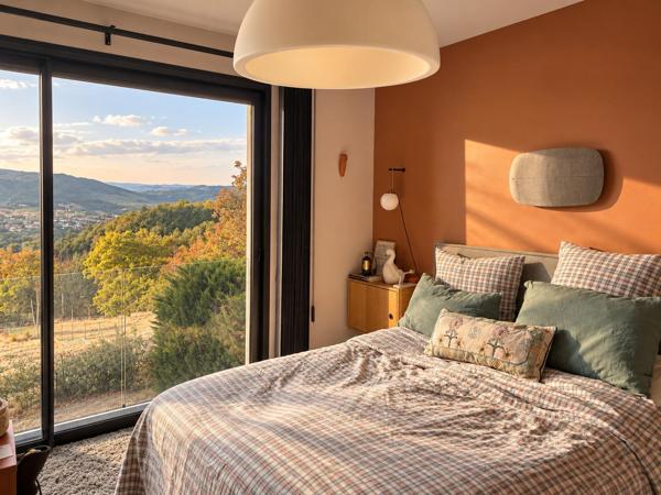 Maison contemporaine d’exception – 222 m² – 6 chambres – Terrain de 2 448 m²