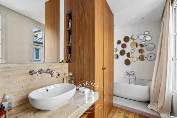 Paris 6ème, Appartement 2 Chambres -  68 m² à vendre