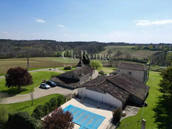 10 minutes d’Eymet et Duras – Propriété avec vues, maison d’amis, piscine et 1 hectare de terrain