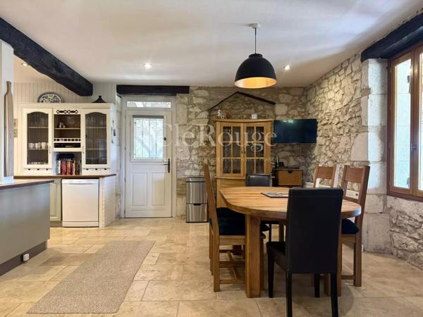 10 minutes d’Eymet et Duras – Propriété avec vues, maison d’amis, piscine et 1 hectare de terrain