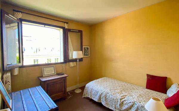 Appartement à vendre    5 pièces • 96,06 m2 Versailles