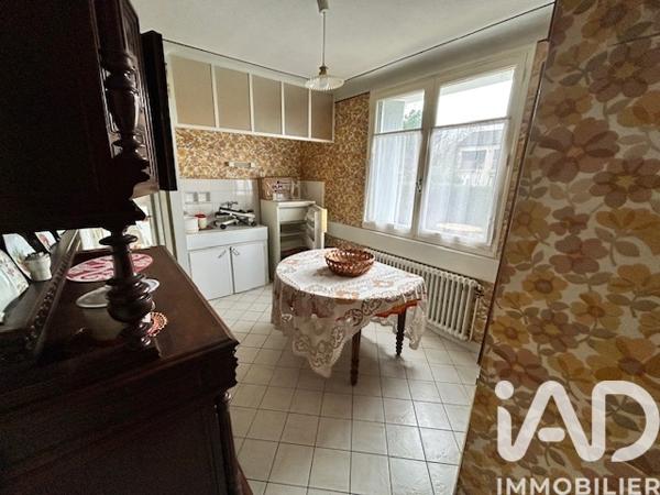Maison à vendre 6 pièces 120 m² Châtillon-sur-Thouet