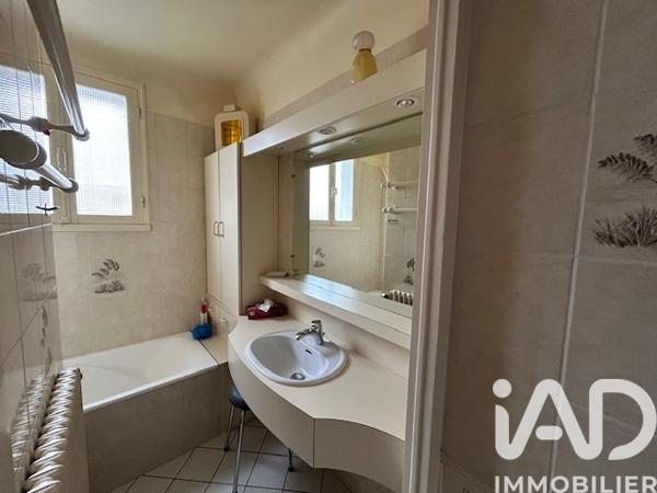 Maison à vendre 6 pièces 120 m² Châtillon-sur-Thouet