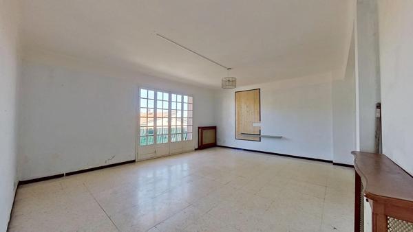 Appartement
         4 pièces
        - 97 m² Exclusivité 170 000 € *
