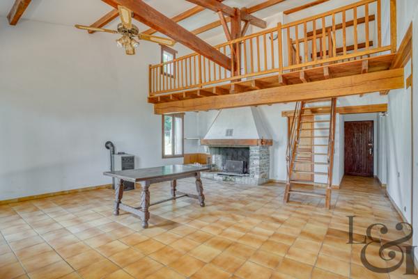 A vendre maison 3 chambres avec dépendances