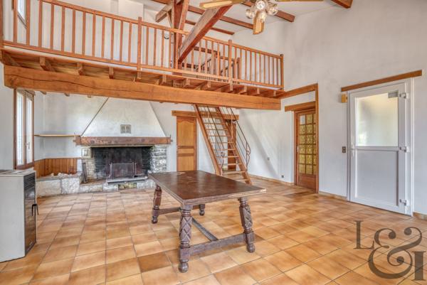 A vendre maison 3 chambres avec dépendances