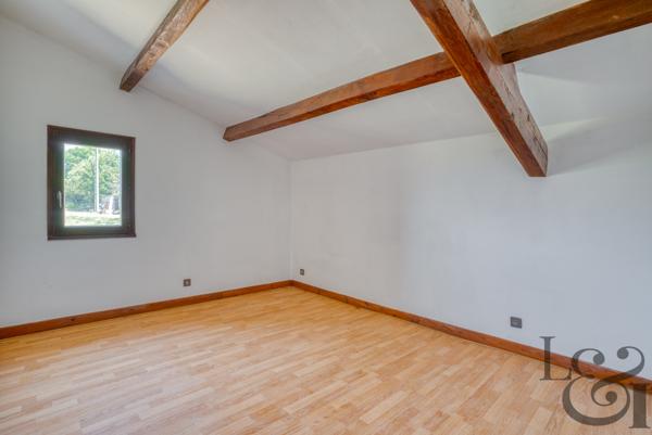 A vendre maison 3 chambres avec dépendances