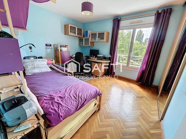 SUPERBE VILLA DE 177 M2 SUR UN TERRAIN DE 851 M2