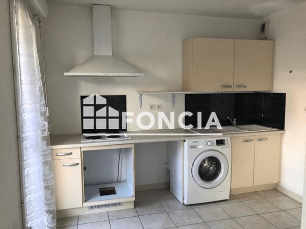 Location Appartement 2 pièces 45.44 m² - 27 RUE D'EIGUISON Marseille 13010