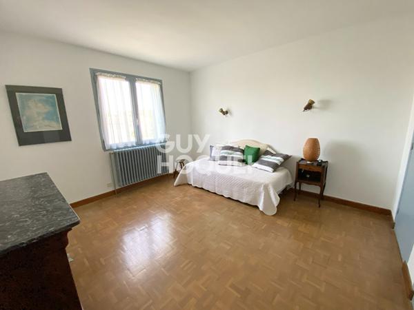 Rare à la vente - Belle maison familiale de 190 m² habitables à Aubenas