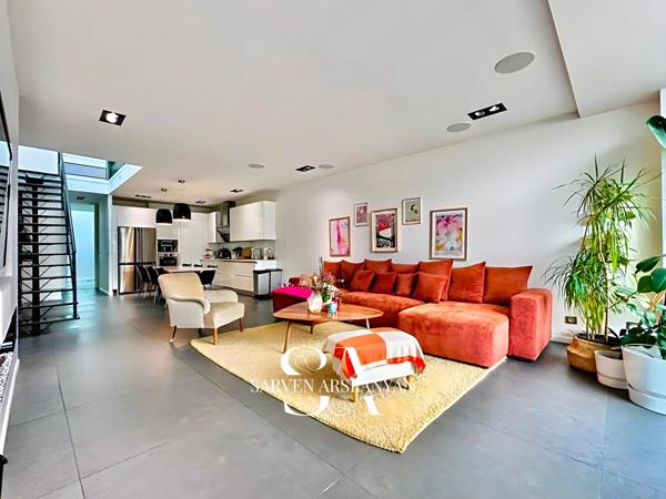 Duplex 123 m² esprit loft, lumineux et terrasse