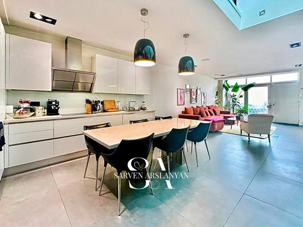 Duplex 123 m² esprit loft, lumineux et terrasse