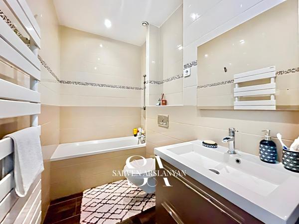 Duplex 123 m² esprit loft, lumineux et terrasse