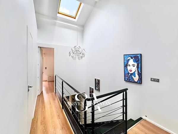 Duplex 123 m² esprit loft, lumineux et terrasse