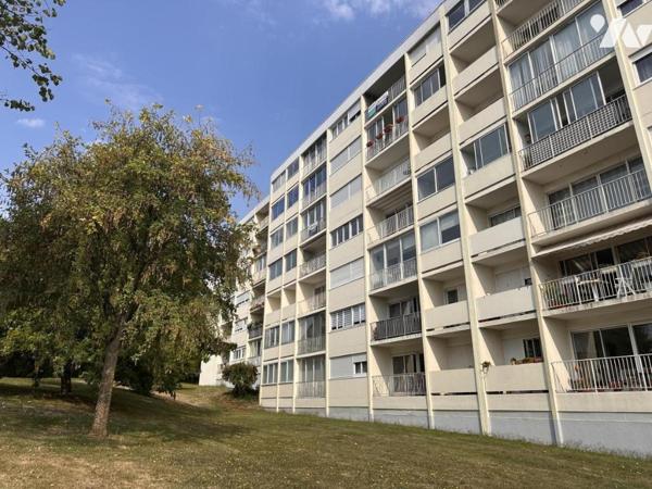 A VENDRE 56 VANNES La Garenne, à 2 pas du centre historique, appartement 94 m², 4 chambres, parking 