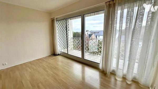 A VENDRE 56 VANNES La Garenne, à 2 pas du centre historique, appartement 94 m², 4 chambres, parking 