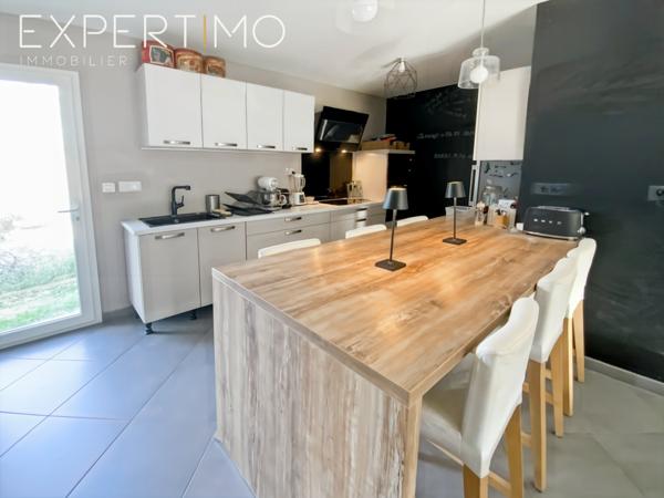 Apt (84400) MAISON AVEC JARDIN ET GARAGE