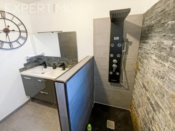 Apt (84400) MAISON AVEC JARDIN ET GARAGE