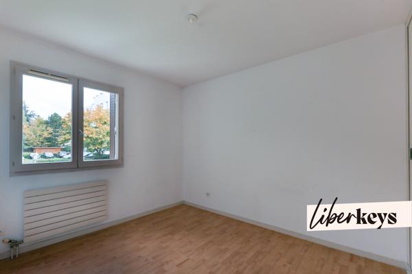Appartement T3/T4 de 86m² avec balcon & parking - rue Rhin et Danube / Quais de Saône