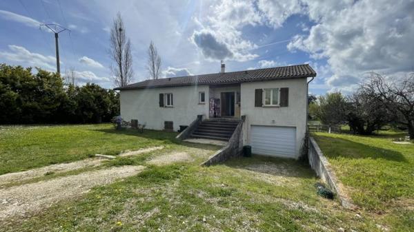 Maison T5 - 127 M² - Hautefage La Tour