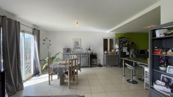 Maison T5 - 127 M² - Hautefage La Tour