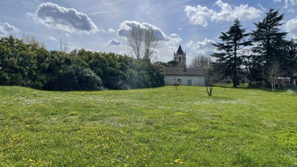 Maison T5 - 127 M² - Hautefage La Tour