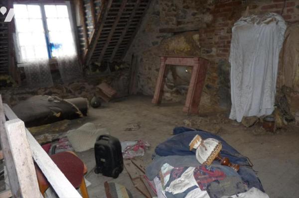 Maison en pierres à vendre à Ambrières les vallées(53)