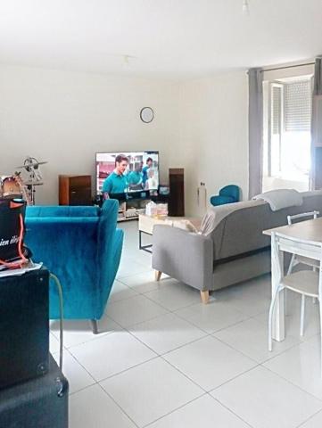 Exclusivité - Bel Appartement 90 m2 avec Terrasse
