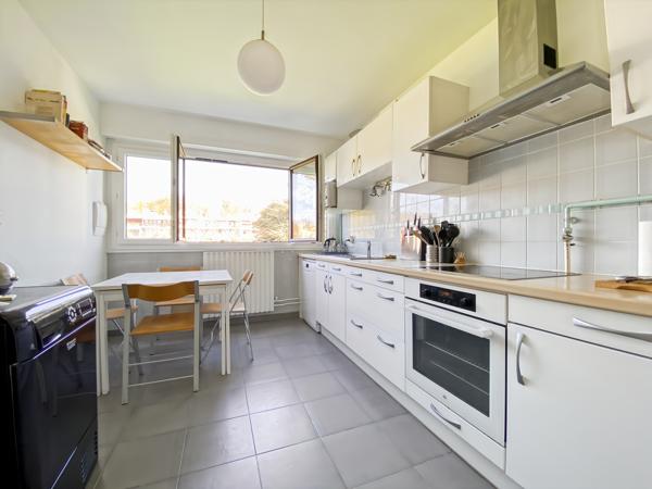 Appartement 5 pièces - 99 m² Exclusivité efficity