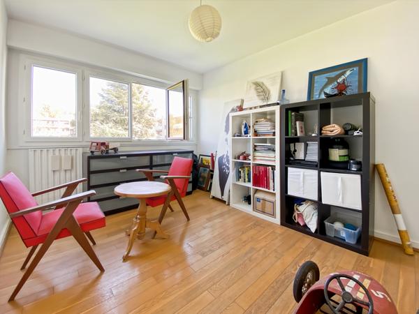 Appartement 5 pièces - 99 m² Exclusivité efficity