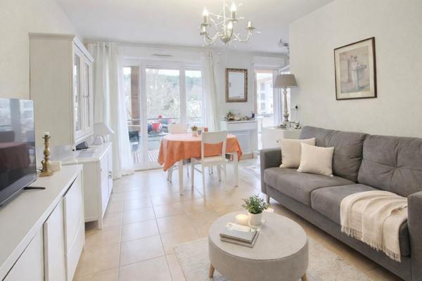 Gardanne - Appartement T2 - Avec terrasse et place de parking