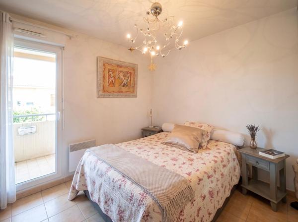 Gardanne - Appartement T2 - Avec terrasse et place de parking