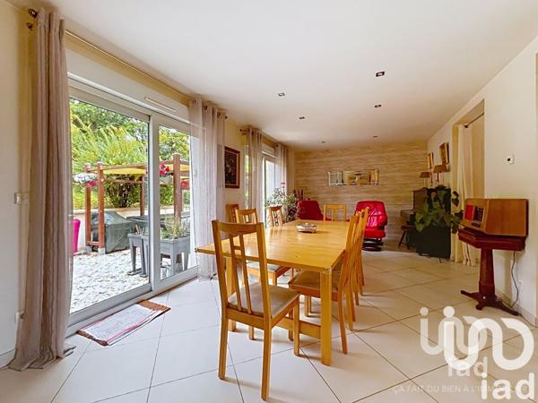 Maison à vendre 7 pièces 172 m² Boussy-Saint-Antoine