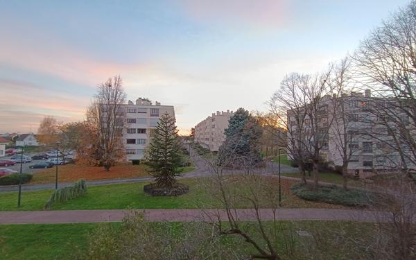 Appartement à louer    2 pièces • 43,24 m2 Chennevières-sur-Marne