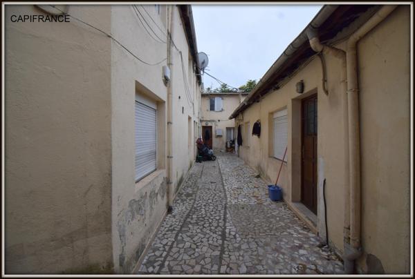 Dpt Seine Saint Denis (93), à vendre AUBERVILLIERS immeuble