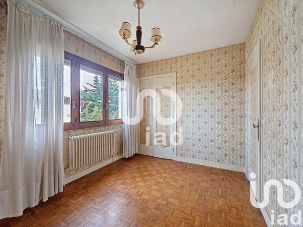 Maison traditionnelle 5 pièces de 111 m² à Eysines (33320)