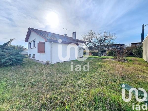 Maison traditionnelle 5 pièces de 111 m² à Eysines (33320)