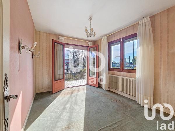 Maison traditionnelle 5 pièces de 111 m² à Eysines (33320)