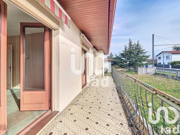 Maison traditionnelle 5 pièces de 111 m² à Eysines (33320)