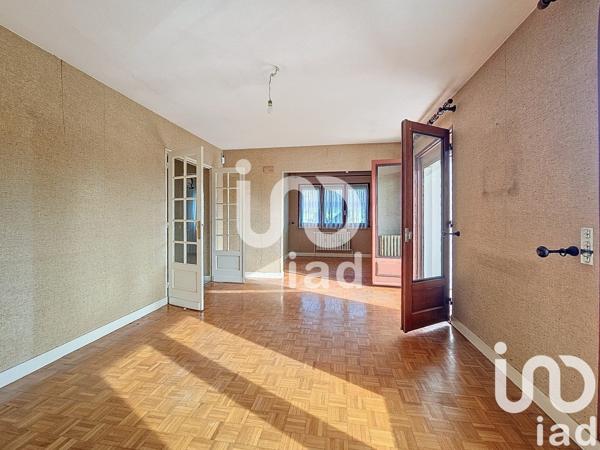 Maison traditionnelle 5 pièces de 111 m² à Eysines (33320)