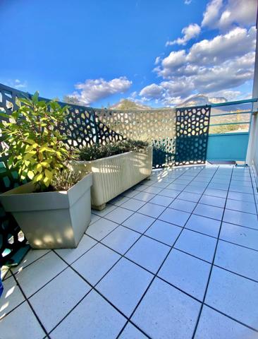 Appartement T4 traversant de 90 m²