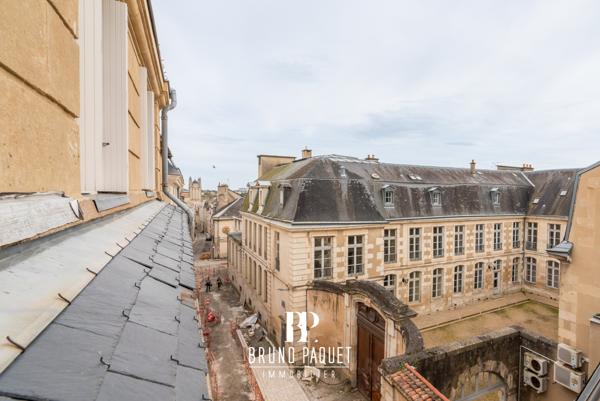 Appartement Type I - POITIERS - Rue de la Cathédrale