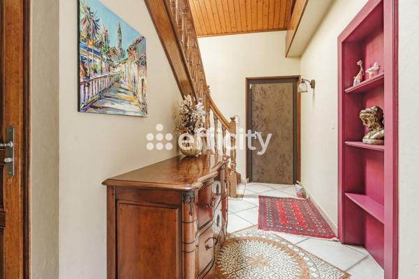 Maison
         5 pièces
        - 164 m² Bien prestige 795 000 € *