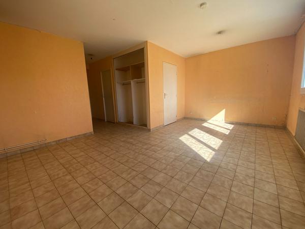 A vendre à Meaux, appartement 1 pièce(s) 32 m2
