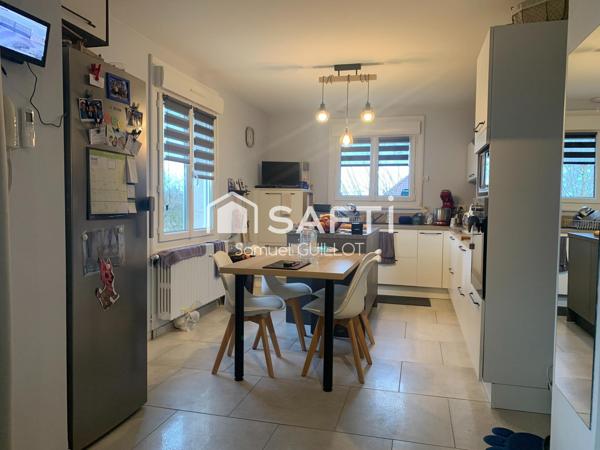 Maison familiale actualisée – Pré-en-Pail – 1 150 m²