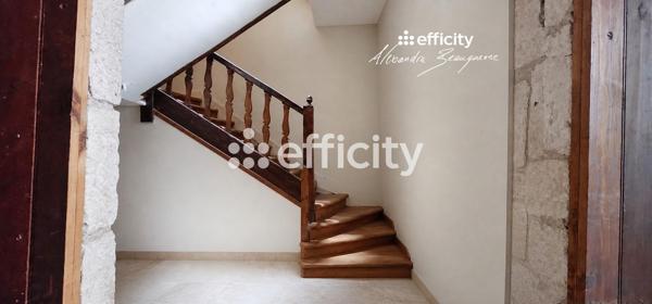 Immeuble
         9 pièces
        - 400 m²