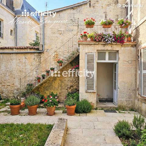 Immeuble
         9 pièces
        - 400 m²